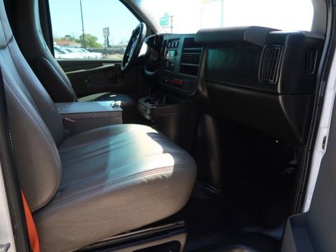 Used 2015 Chevrolet Express 2500 Cargo Van with Shelving Packag image 11
