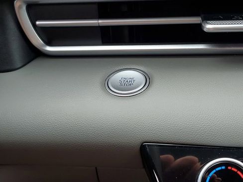 Certified 2023 Hyundai Elantra SEL FWD image 29