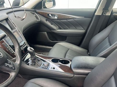 Used 2018 INFINITI Q50 Luxe w/ Cargo Package (L95) AWD/4WD image 5