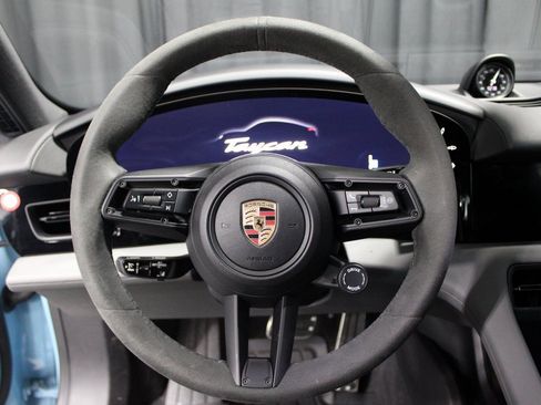 Certified 2025 Porsche Taycan image 29