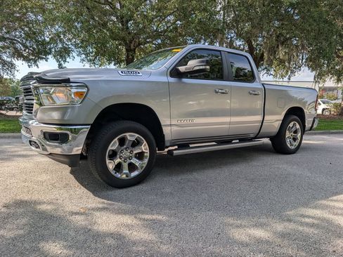 Used 2020 RAM 1500 Big Horn AWD/4WD image 3