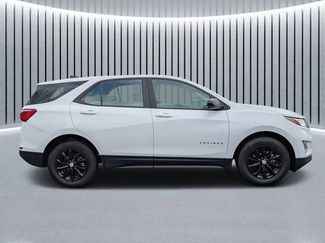 Used 2020 Chevrolet Equinox LS video 2