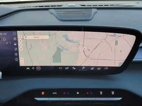 New 2026 Buick Enclave Sport Touring w/ Power Package image 18