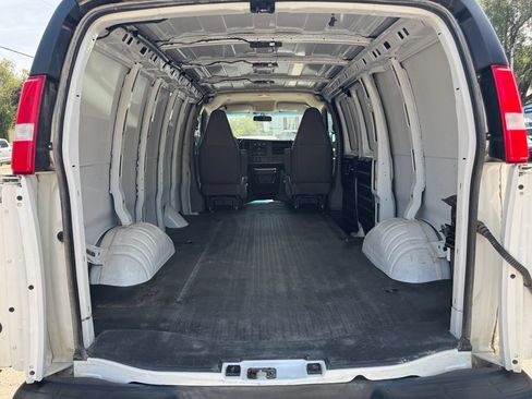 Used 2024 Chevrolet Express 2500 w/ Driver Convenience Package RWD image 13