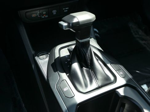 Certified 2025 Kia K4 FWD image 21