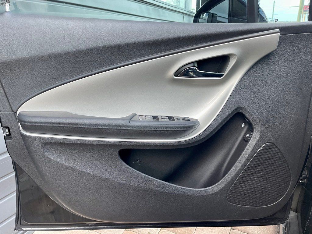 Used 2013 Chevrolet Volt FWD image 43