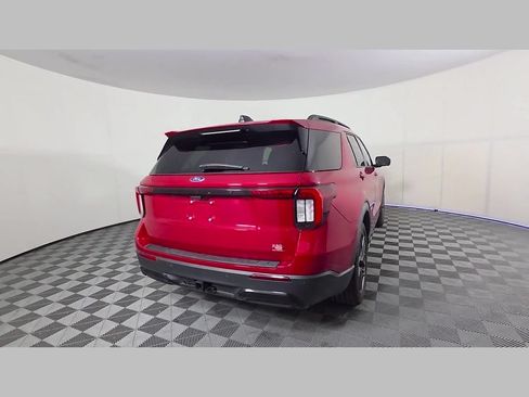Used 2026 Ford Explorer ST-Line w/ ST-Line Street Pack RWD image 41