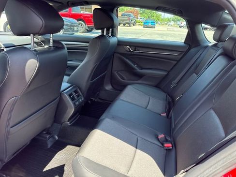 Used 2021 Honda Accord Sport image 13