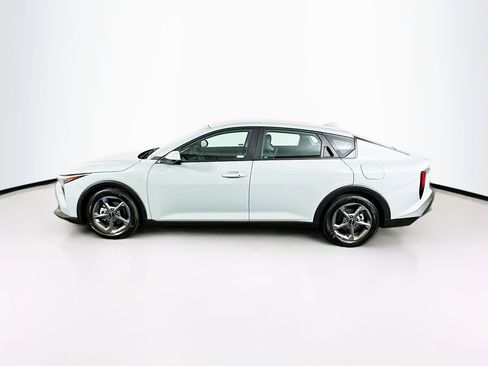 Used 2025 Kia K4 LXS image 4