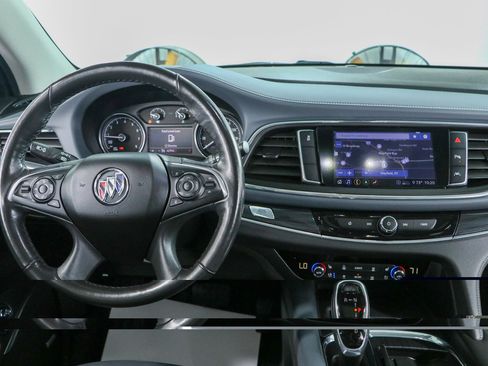 Used 2020 Buick Enclave Premium w/ Sun and Sites Package FWD image 17