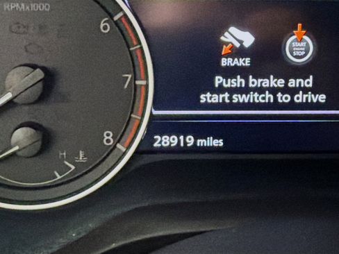 Used 2023 Nissan Rogue SV AWD/4WD image 19