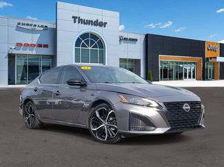 Used 2023 Nissan Altima 2.5 SR w/ SR Premium Package FWD 360° Tour