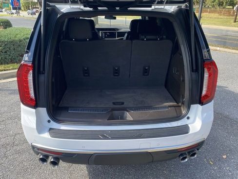 Used 2022 GMC Yukon Denali image 7