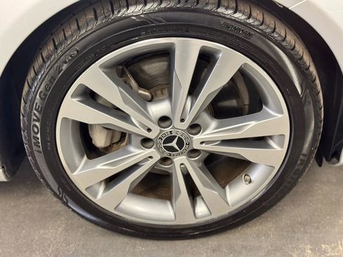 Used 2018 Mercedes-Benz C 300 Sedan image 8