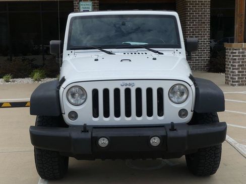 Used 2014 Jeep Wrangler Unlimited Sport w/ Quick Order Package 24S AWD/4WD image 40