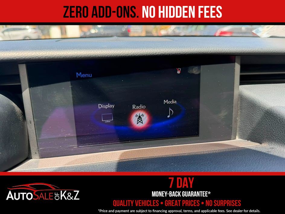 Used 2017 Lexus IS 200t RWD image 37