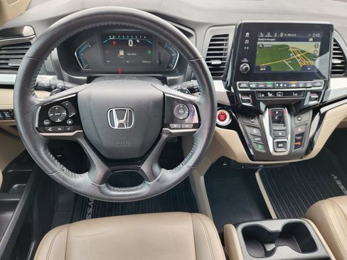 Used 2023 Honda Odyssey Touring image 25