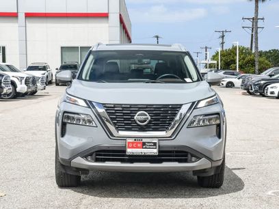 Used 2021 Nissan Rogue SL w/ Premium Package
