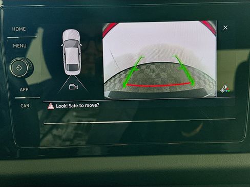 Used 2025 Volkswagen Jetta Sport image 23