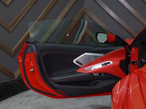 Used 2021 Chevrolet Corvette Stingray Premium Cpe w/ Engine Appearance Package image 27