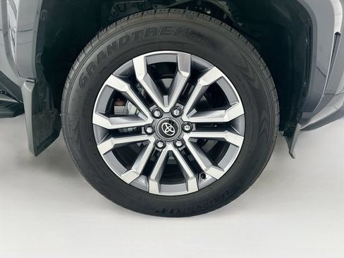 Used 2025 Toyota 4Runner Limited w/ Tow Technology Package AWD/4WD image 30