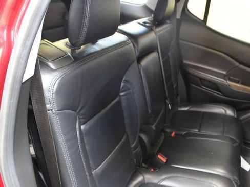 Used 2018 GMC Acadia SLE FWD image 9