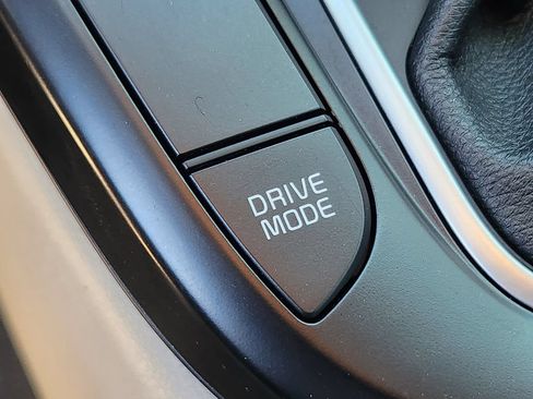 Certified 2024 Kia Soul LX FWD image 27