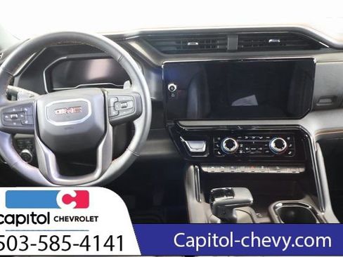 Used 2025 GMC Sierra 1500 AT4 image 16