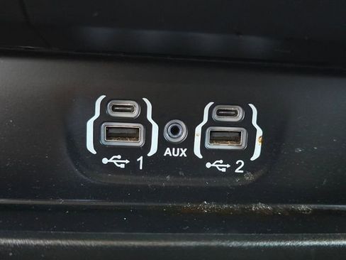 Used 2021 RAM 2500 Laramie AWD/4WD image 19