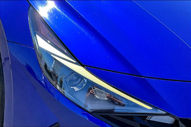 Used 2022 Hyundai Elantra SEL FWD image 29
