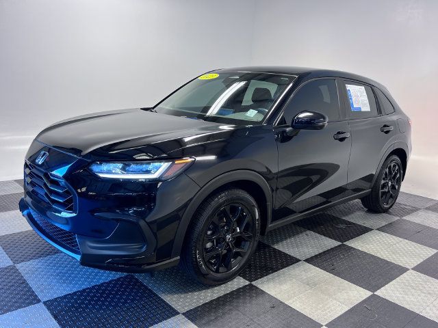 Used 2023 Honda HR-V Sport image 3