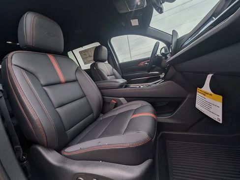 New 2026 Chevrolet Traverse RS w/ LPO, Floor Liner Package image 13