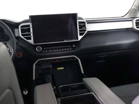 Used 2022 Toyota Tundra Limited w/ TRD Off-Road Package image 33