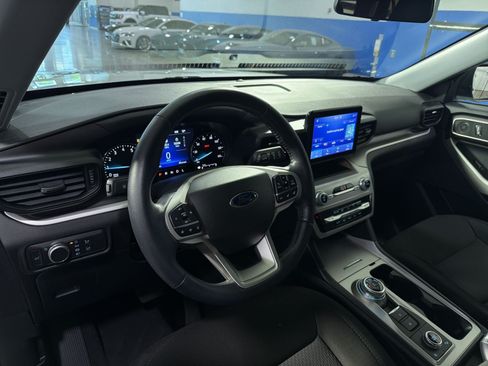 Used 2022 Ford Explorer XLT w/ Class IV Trailer Tow Package AWD/4WD image 20