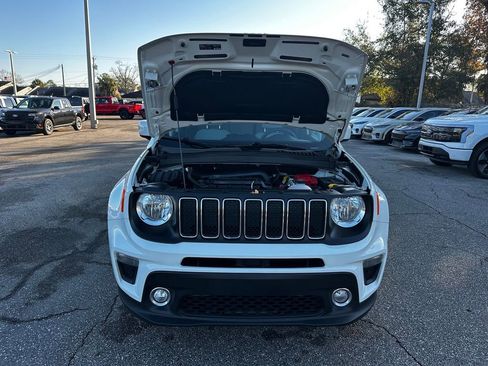 Used 2021 Jeep Renegade Latitude image 19