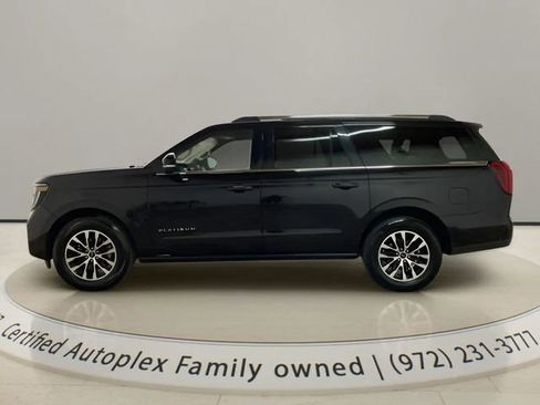 Used 2025 Ford Expedition Max Platinum AWD/4WD image 2