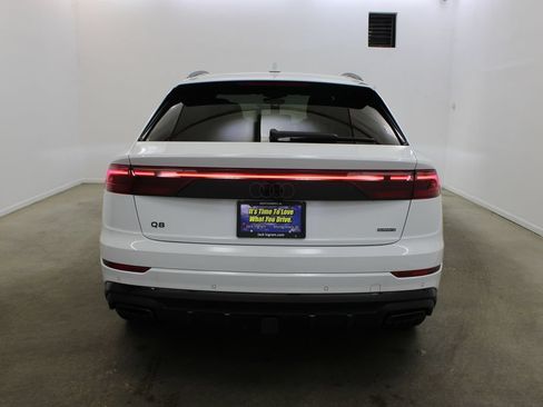 New 2026 Audi Q8 Premium Plus AWD/4WD image 4