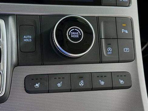 Used 2023 Hyundai Palisade Calligraphy w/ Cargo Package FWD image 21