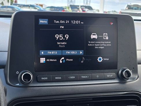 Used 2023 Hyundai Kona SEL image 21