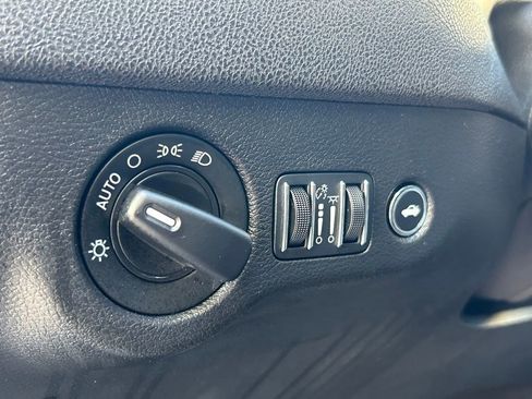 Used 2023 Dodge Charger GT w/ Technology Group RWD image 18