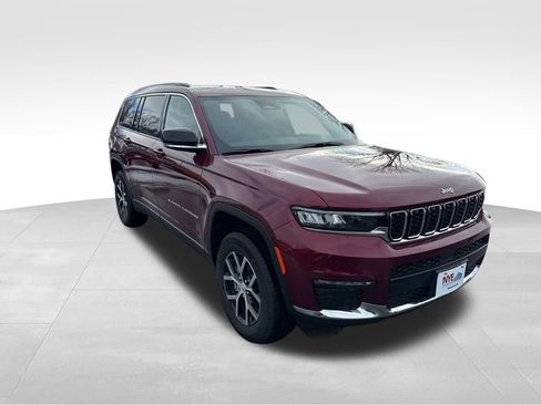 New 2026 Jeep Grand Cherokee Limited AWD/4WD image 8