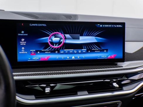 Certified 2024 BMW X6 M60i w/ Dynamic Handling Package image 26