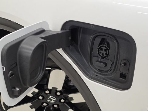 Used 2024 Honda Prologue Elite image 47