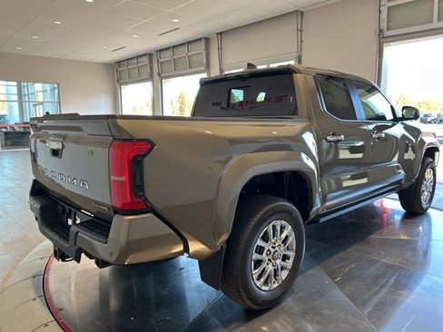 New 2025 Toyota Tacoma Limited image 7