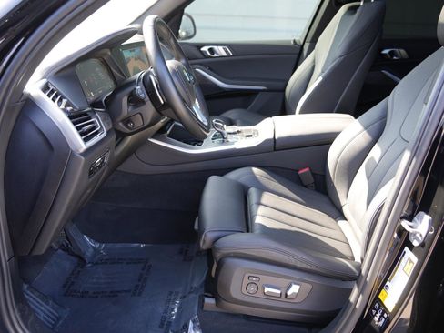 Used 2021 BMW X5 xDrive40i w/ Convenience Package image 9