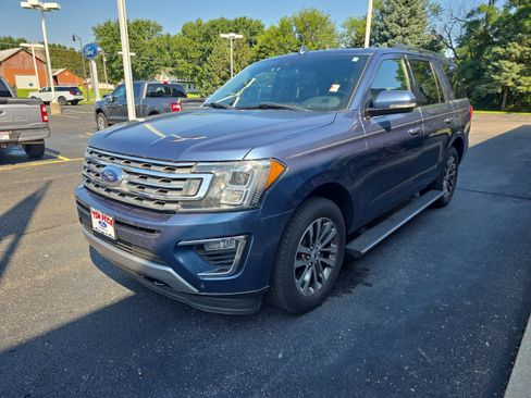 Used 2018 Ford Expedition Limited w/ Equipment Group 301A AWD/4WD image 4