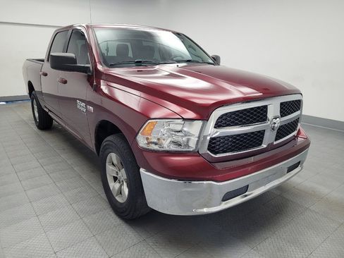Used 2020 RAM 1500 Classic SLT image 13