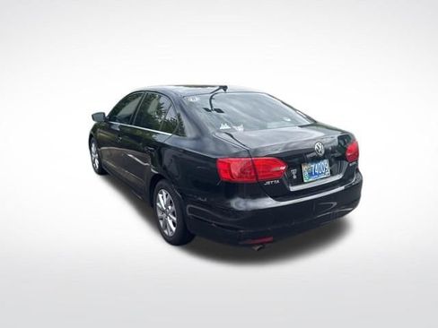 Used 2013 Volkswagen Jetta SE FWD image 5