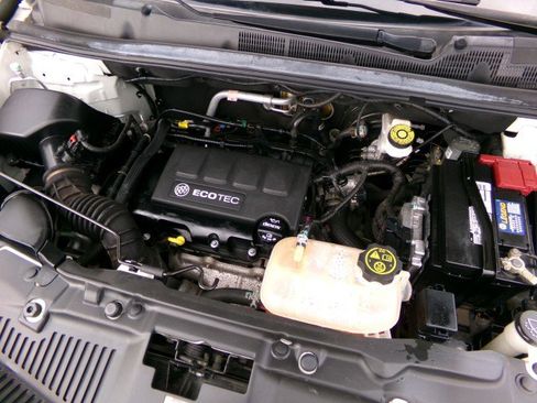 Used 2017 Buick Encore Essence image 24