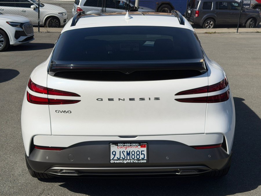 Used 2024 Genesis GV60 RWD image 6